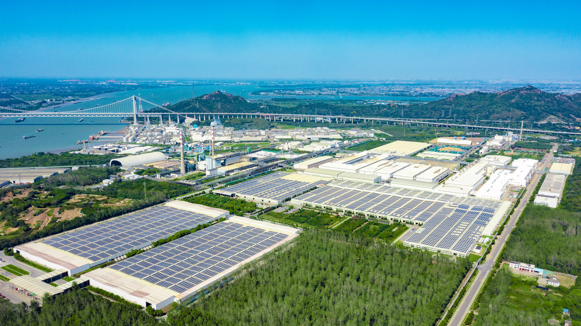 禁忌书屋
全景.jpg